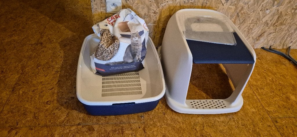 Kattenbak JC pets, Ophalen, Gebruikt, Gesloten