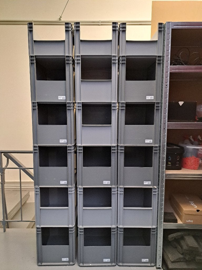 Stapelbakken (groot en klein), Doe-het-zelf en Bouw, Ophalen, Zo goed als nieuw
