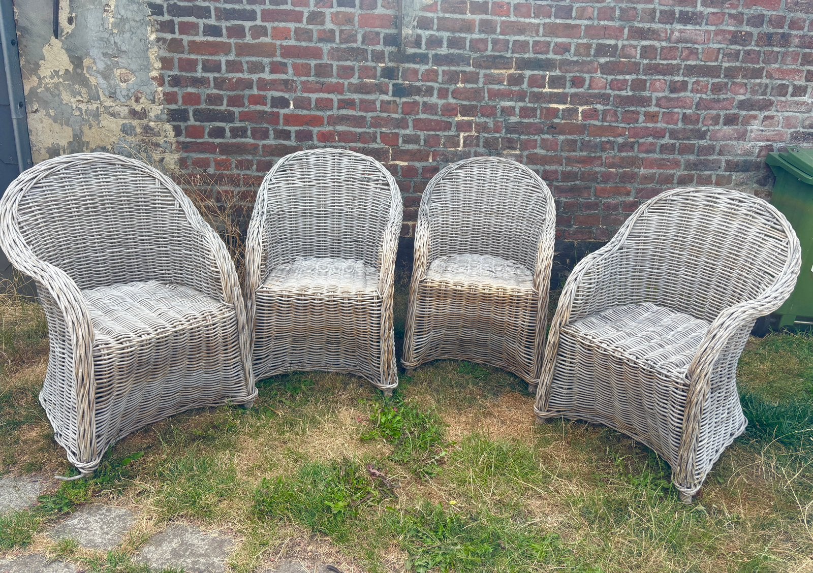 4 Rieten stoelen, Enlèvement, Comme neuf, Rotin