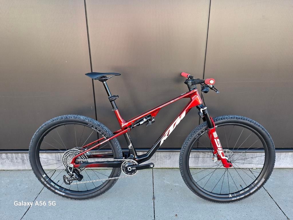 Ktm Scarp Exonic 3. Dt swiss xrc 180. Flight Attendant, Fietsen en Brommers, Ophalen of Verzenden