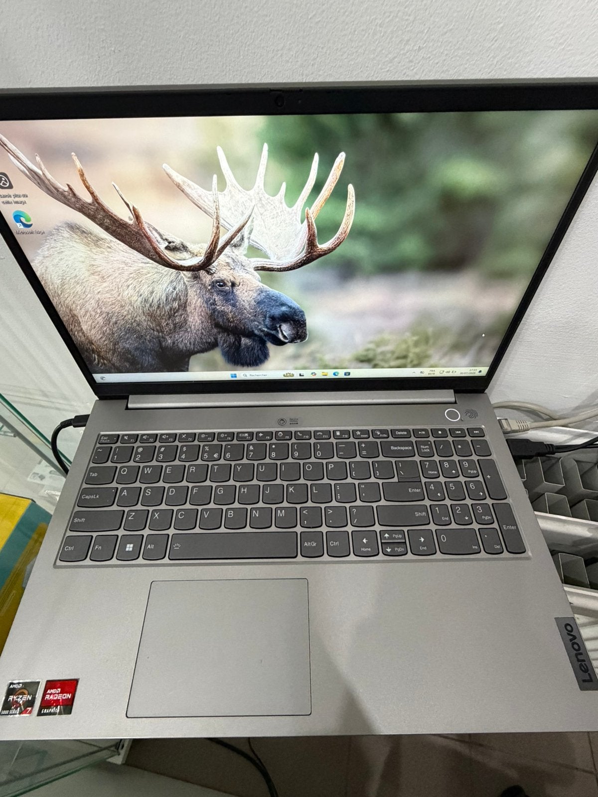 Lenovo IdeaPad — 256 GB/8 GB RAM Ryzen7, Ophalen of Verzenden, Zo goed als nieuw