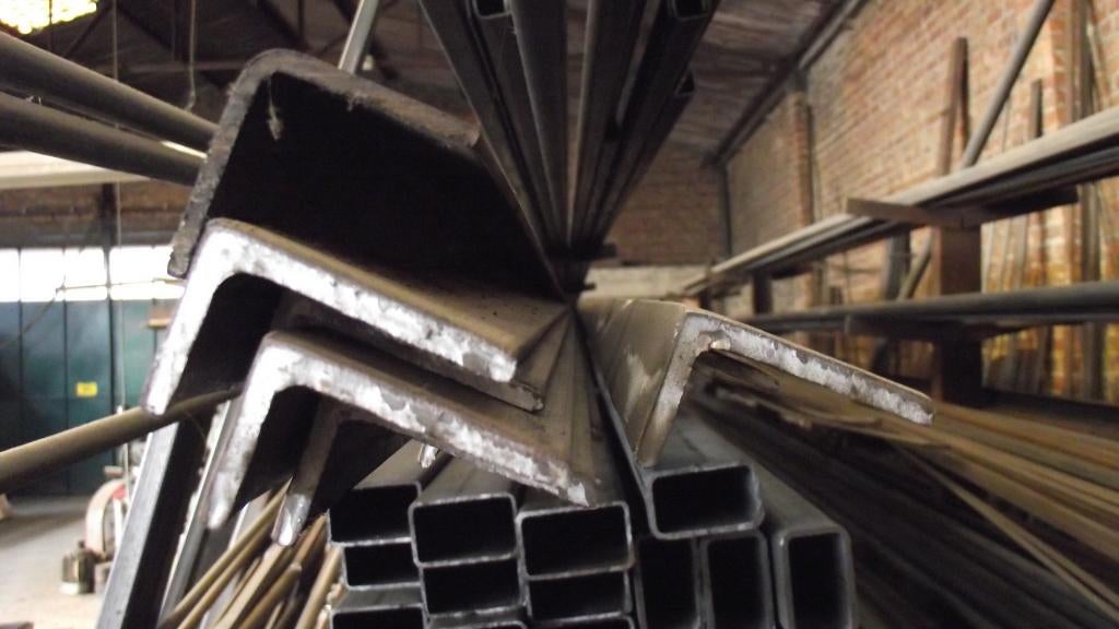Verkoper van ijzer profielen te 9300 Aalst, Doe-het-zelf en Bouw, Ophalen, Nieuw, IJzer