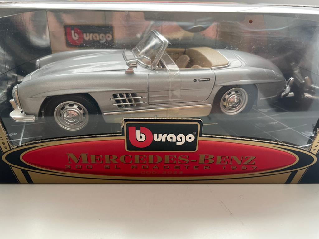 Mercedes-Benz 300SL Roadster (1957) - 1/18e, Ophalen of Verzenden, Zo goed als nieuw, Auto, Burago