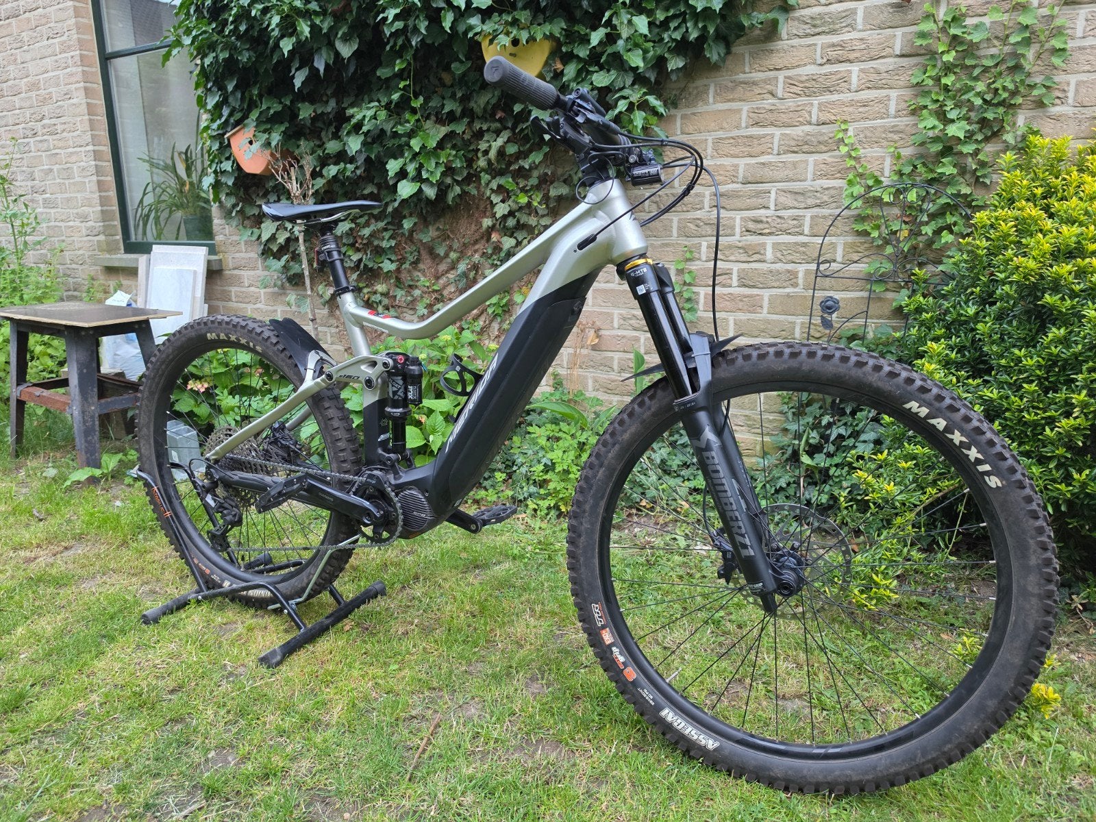 Merida eOne-Sixty 700 - 2023 - XL - als nieuw - 454km, Ophalen