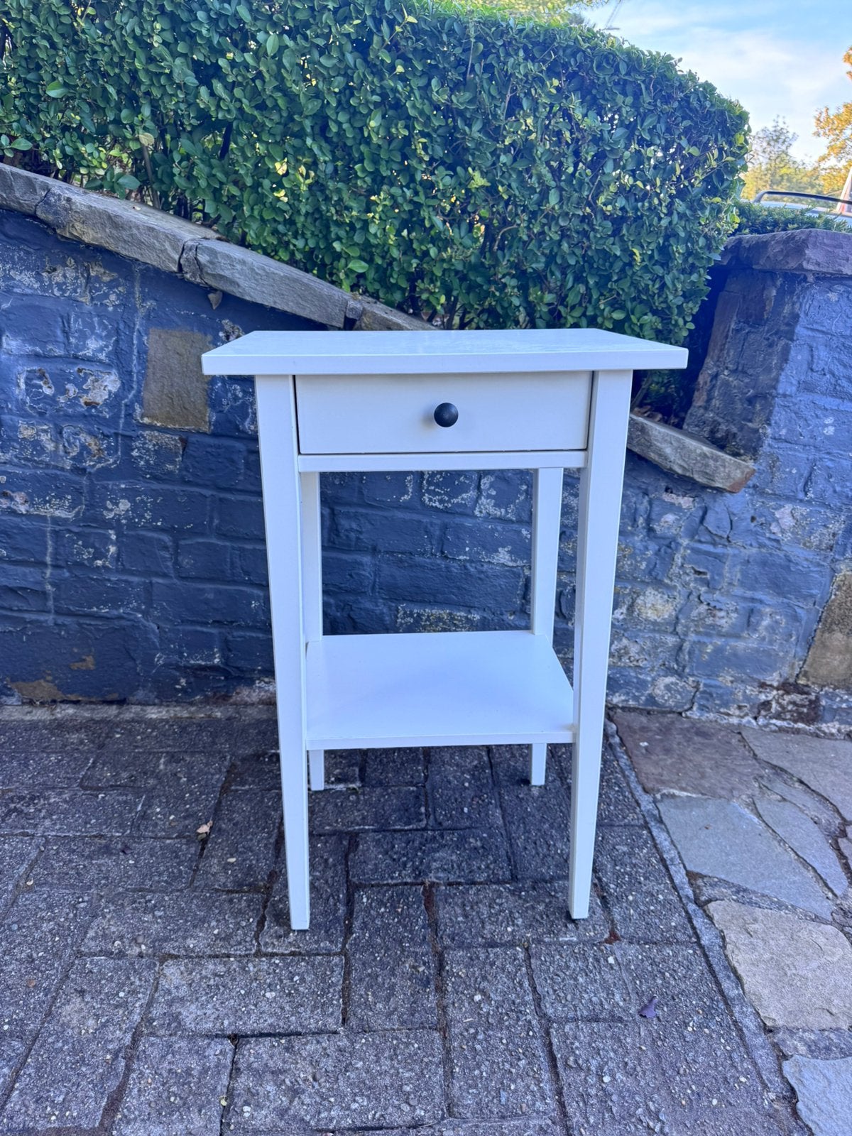 Hemnes nachttafeltje, Ophalen, Gebruikt, Minder dan 45 cm, 55 tot 70 cm