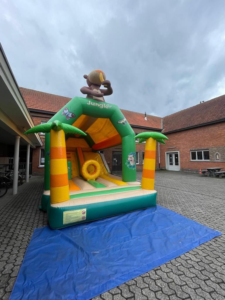 Springkasteel, Ophalen