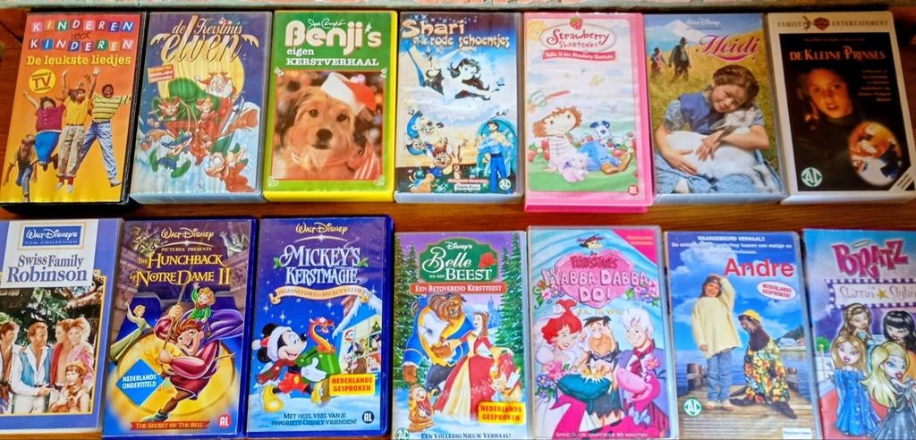 GRATIS VHS kids! Bekijk ook de andere gratis zoekertjes!, Cd's en Dvd's, Ophalen