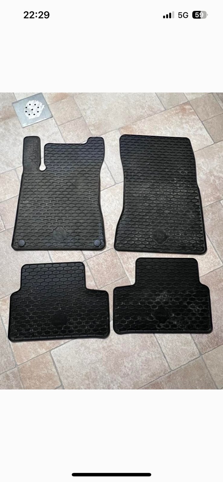 Tapis de coffre et sol Mercedes Classe A, Enlèvement, Utilisé