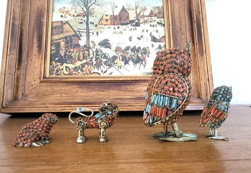 4 figurines du Népal faites à la main, milieu du XXme, Tibet, Overige typen, Ophalen of Verzenden, Meerkleurig