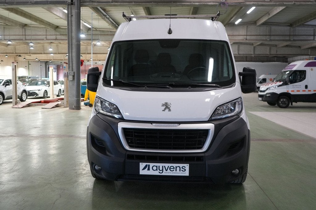 (2CQA262) PEUGEOT BOXER, Auto's, Bestelwagens en Lichte vracht, Bedrijf, Te koop, ABS, Achteruitrijcamera, Airconditioning, Bluetooth