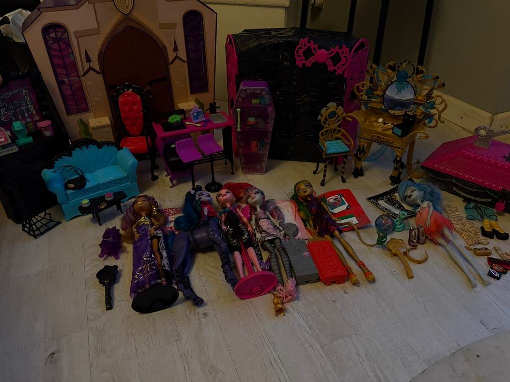 Monster High Lot, Envoi, Utilisé, Poupée