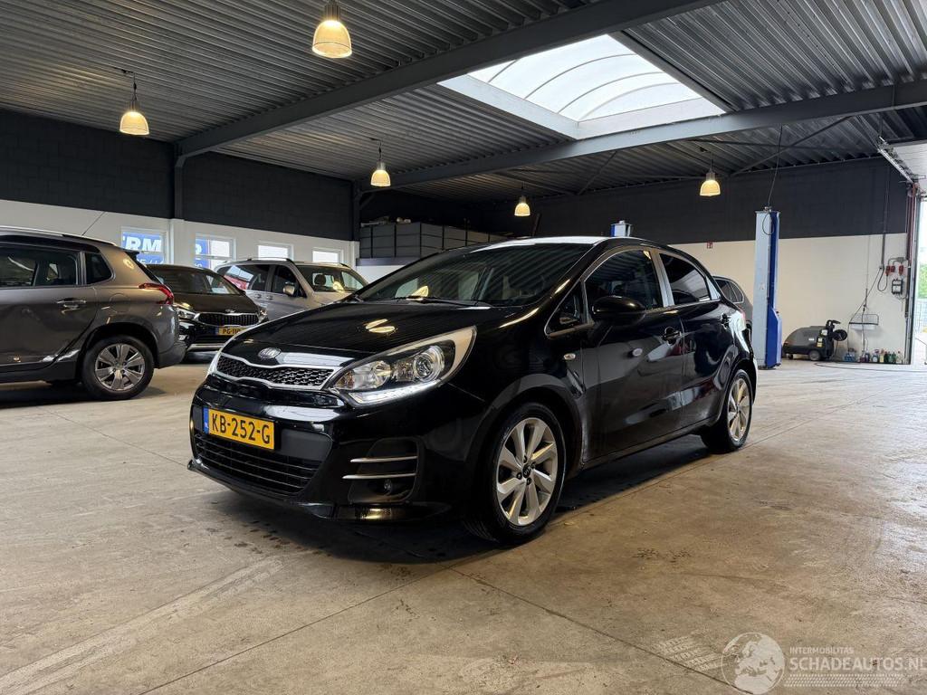 Kia Rio 1.2 CVVT DynamicLine, Autos : Divers, Voitures accidentées, Kia, Boîte manuelle, 1248 cm³, Essence