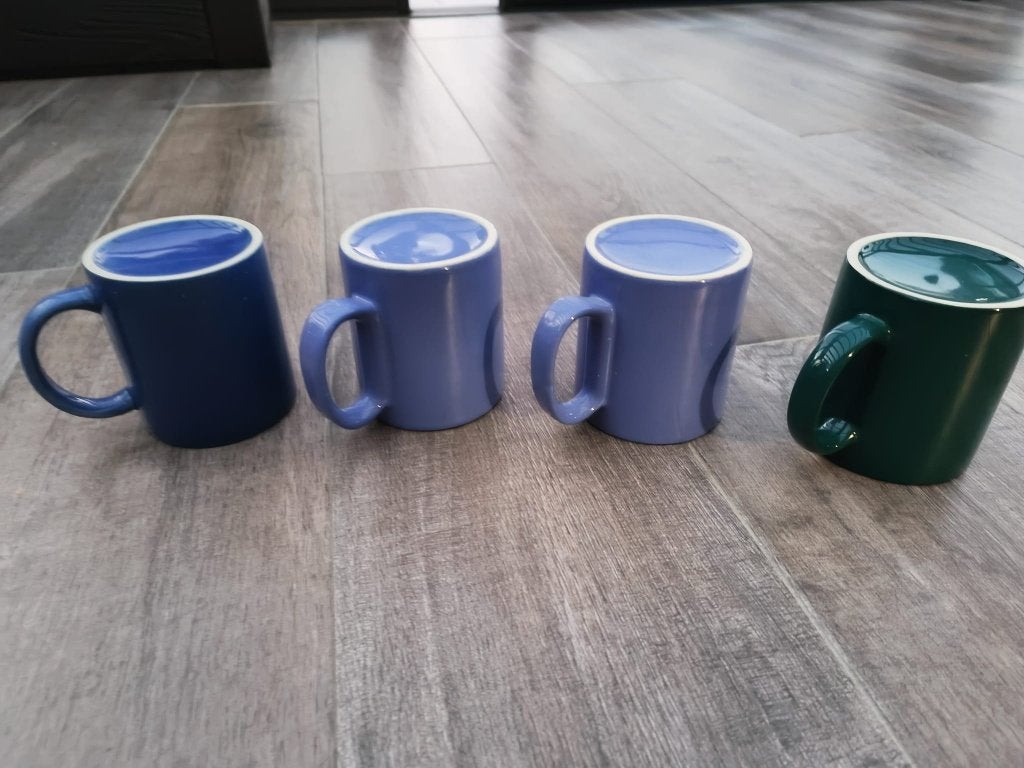 4 mugs, Maison & Meubles, Enlèvement ou Envoi, Utilisé, Tasse(s) et/ou soucoupe(s)