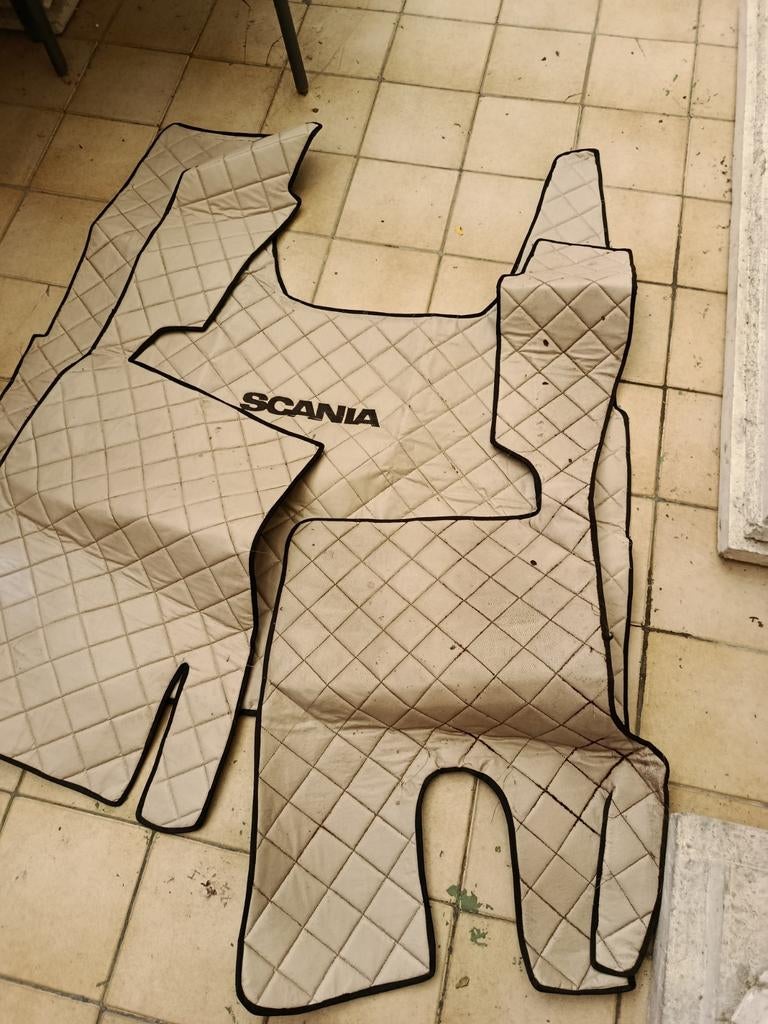 Tapis cabine camion Scania beige complet, Auto's, Vrachtwagens, Beige, Scania, Beige, Leder