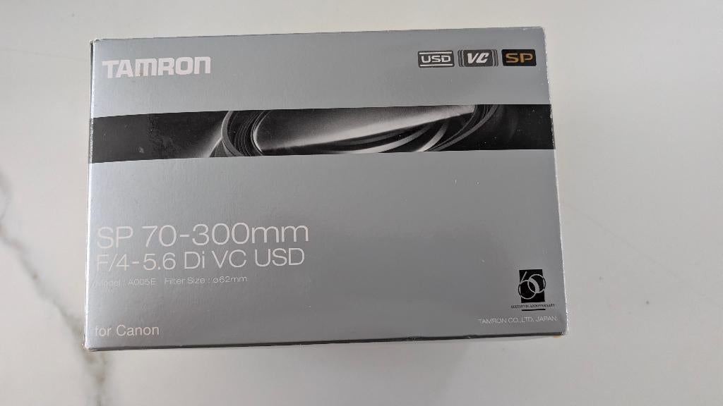 Tamron SP-70-300mm F/4-5.6 Di VC USD (canon EF), Enlèvement ou Envoi, Comme neuf, Téléobjectif, Zoom