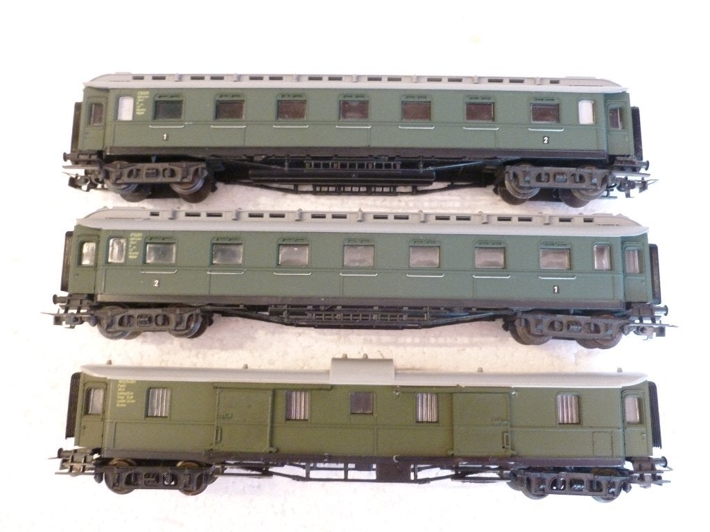 TRAINS HO, Enlèvement ou Envoi, Wagon, Comme neuf, Courant continu