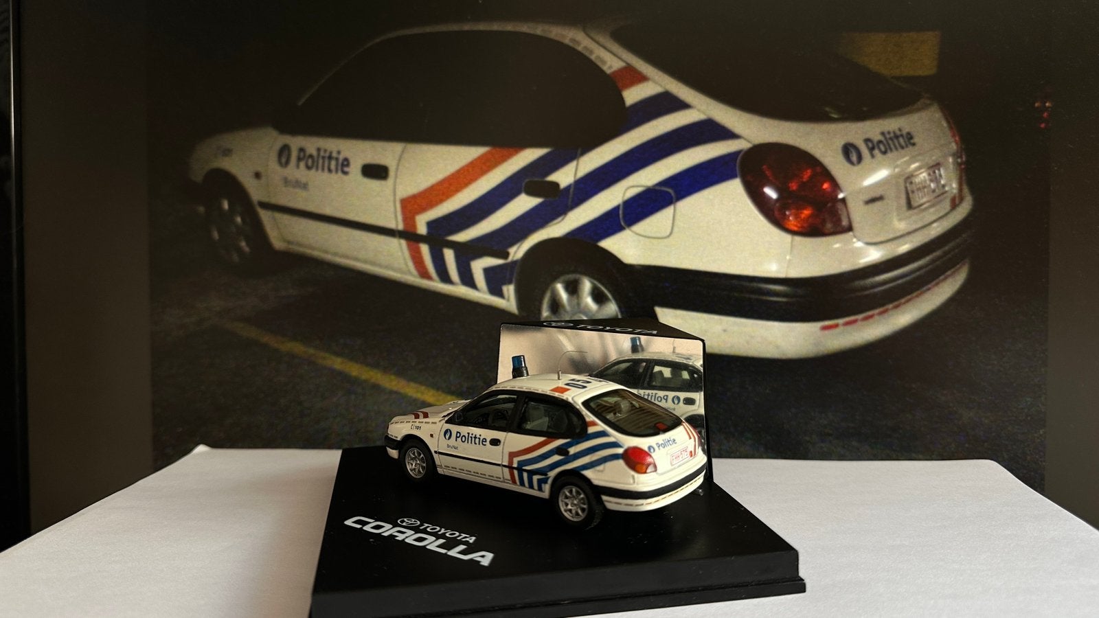 Vitesse 1/43 Toyota Corolla police fédérale politie  BruNat, Hobby & Loisirs créatifs, Voitures miniatures | 1:43, Enlèvement