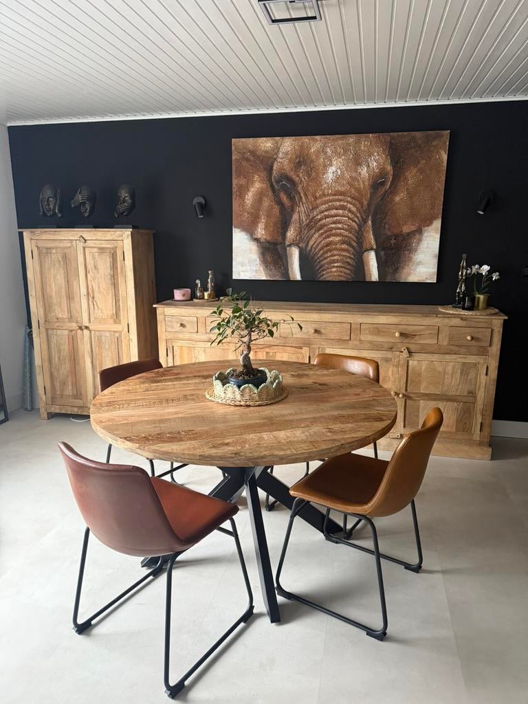 Eetplaats mango hout met bijzet of tv kast, Huis en Inrichting, Ophalen, Zo goed als nieuw