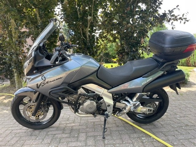DL 1000 v strom, 2 cilinders, Toermotor, Handgeschakeld, Gebruikt