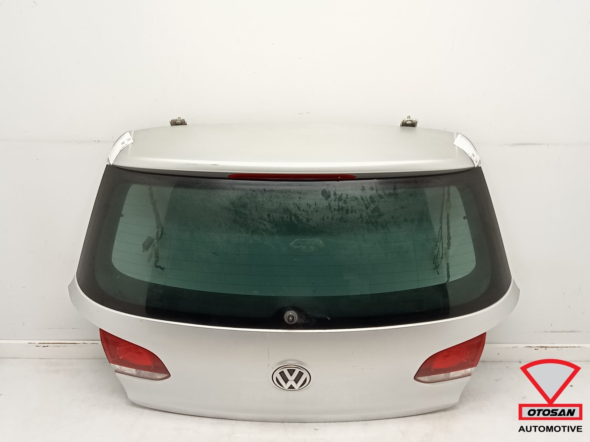 VW Golf 6 2009-2013 HB Achterklep Privacy Origineel!, Auto-onderdelen, Gebruikt, Volkswagen AG, Vw@volkswagen.de, Berliner Ring 2
38440  Wolfsburg, DE