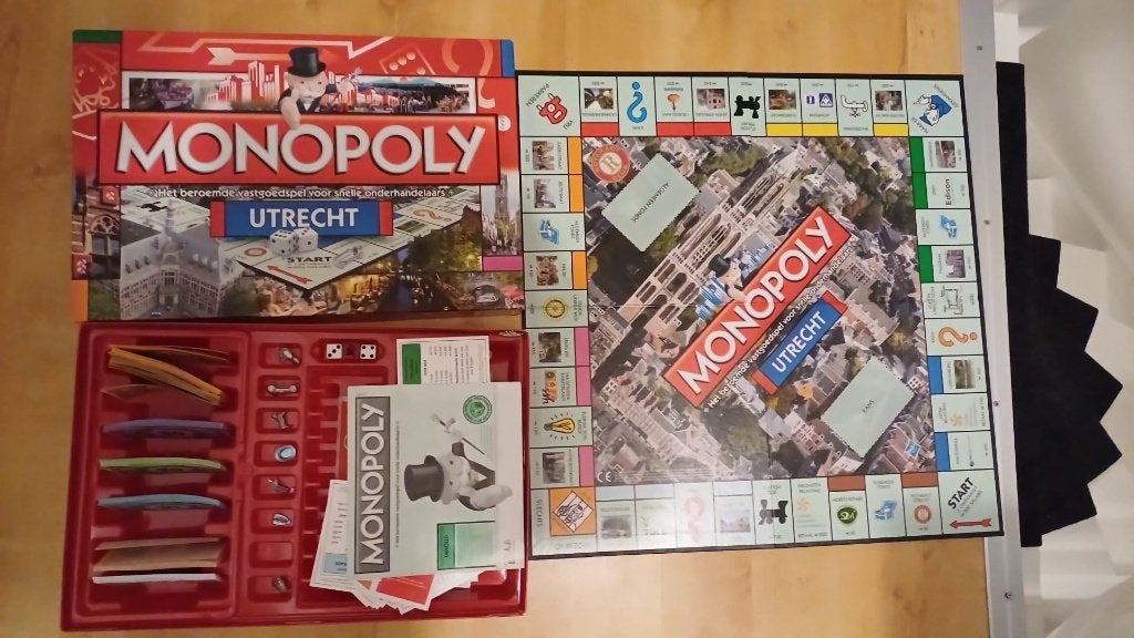 bordspel nieuw Monopoly Utrecht Monopolie 2e editie, Een of twee spelers, Ophalen of Verzenden, Nieuw, Monopoly
