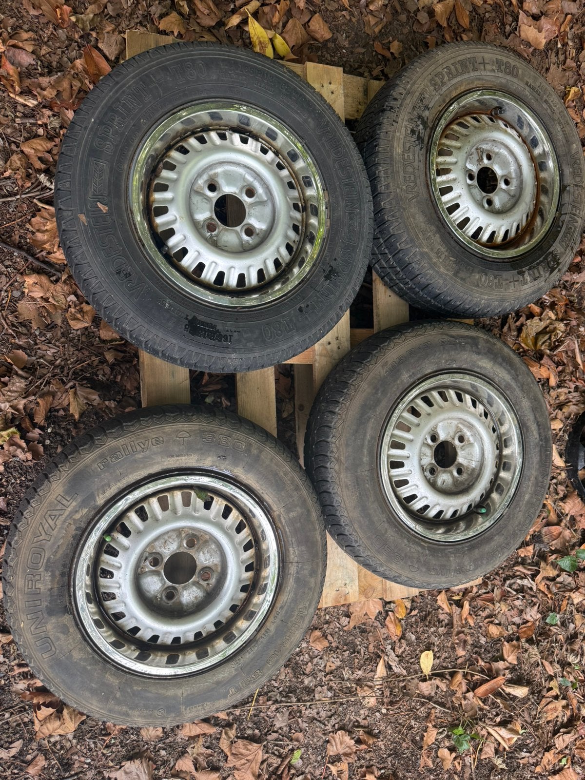 Velgen+goede banden 165/R13, Auto-onderdelen, Ophalen, Band(en)