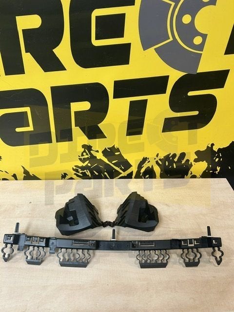 Renault Clio 5 (6/19-) bevestigingsstrip achterbumper Origin, Autos : Pièces & Accessoires, Neuf, Arrière, Renault, -
