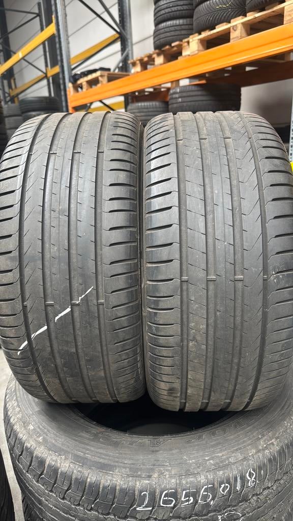 2454018  245/40/18  245/40R18 zomer merk Pirelli, Ophalen