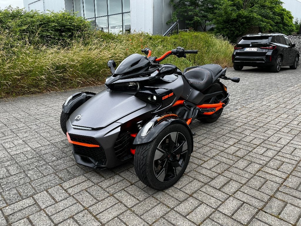 Can-Am Spyder F3-S Special Series, Motoren, 1330 cc, 3 cilinders, Meer dan 35 kW