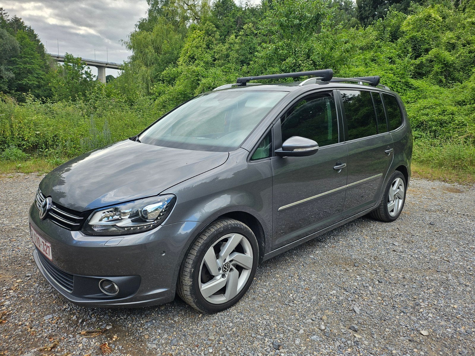 vw touran 2l tdi 11/2014, Automaat, Zwart, Zwart, Leder