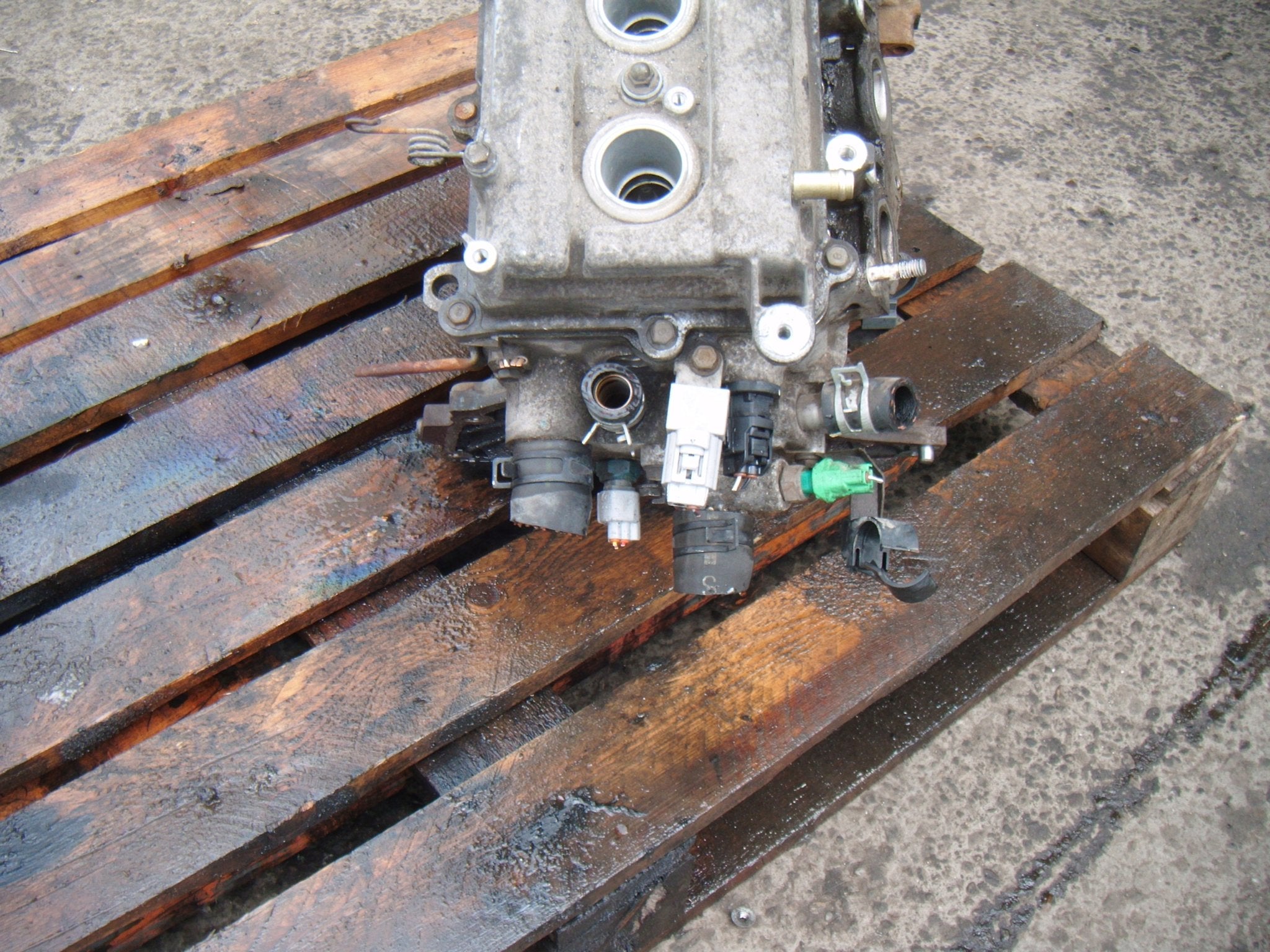 Moteur 1SZFE Nu YARIS TOYOTA, Autos : Pièces & Accessoires, Envoi, Utilisé, Daihatsu
