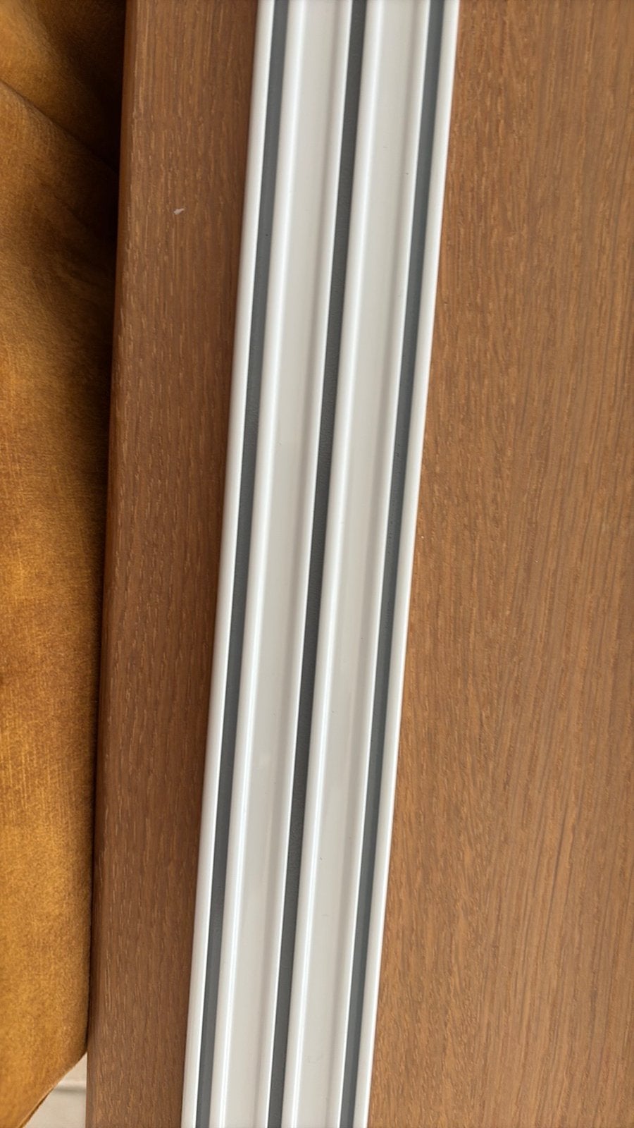 Driedubbele gordijnrail 263 cm met afdekkappen en glijders, Enlèvement, Comme neuf, Blanc, Voilage