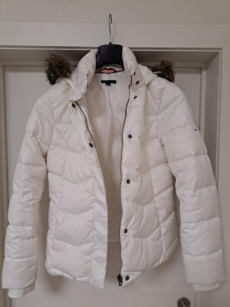 Mooie witte dons jas van Tommy Hilfiger. Medium, Ophalen