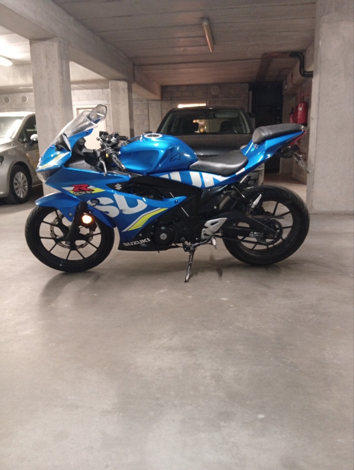125cc Suzuki gsx R125, Occasion, Permis Moto A1 minimum, ABS, 1 cylindre