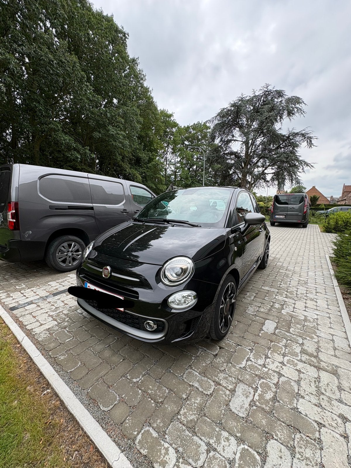 Fiat 500 mild Hybrid Sport editie, Auto's, Zwart, Leder en Stof, Zwart, Handgeschakeld