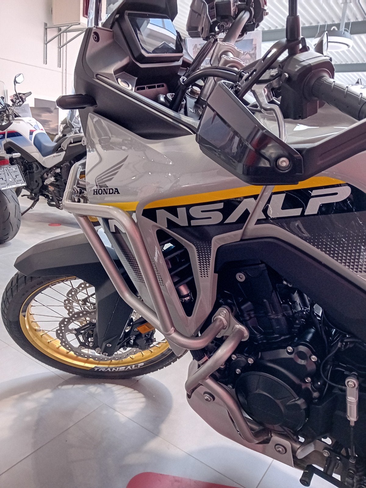 HONDA TRANSALP 750, 484 KM!!! , EURO 5 +, 2 cilinders, Nieuw, Particulier, Meer dan 35 kW