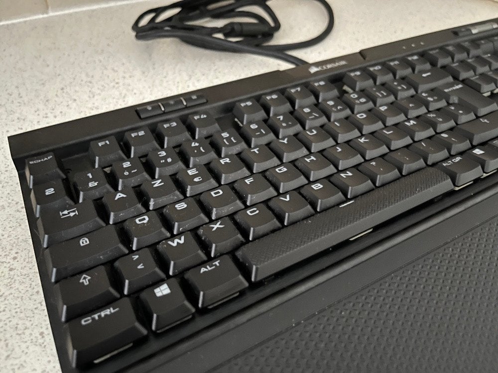 Mechanisch toetsenbord Corsair K70 RGB Low Profile MK2, Computers en Software, Toetsenborden, Gebruikt, Azerty, Ophalen of Verzenden