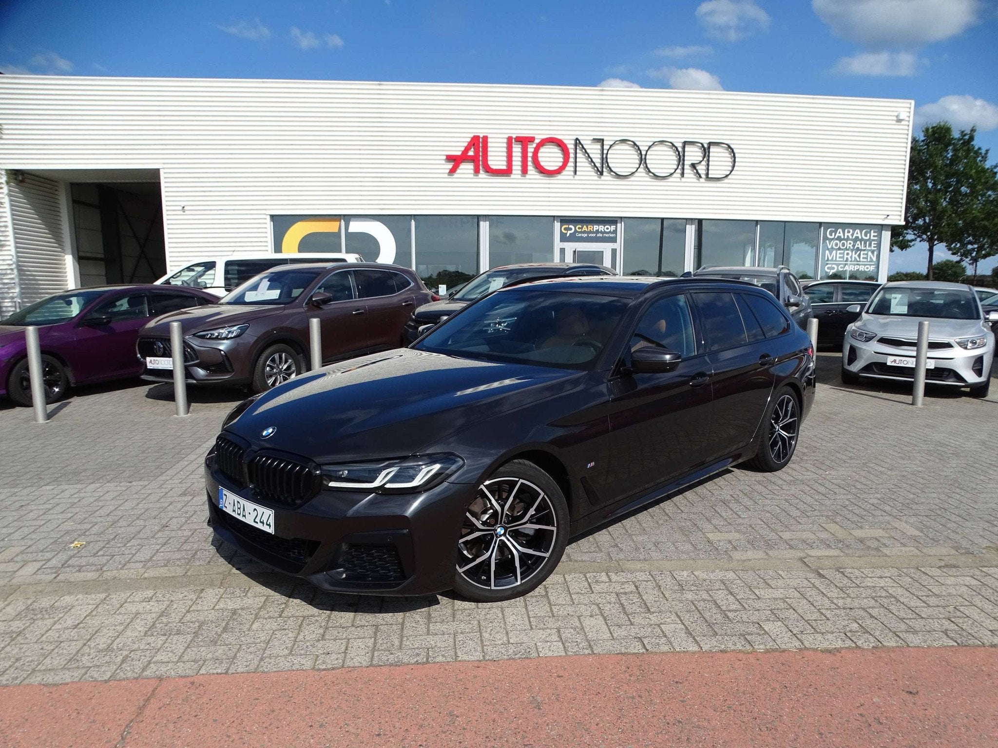BMW 5 Serie 520 Touring 520 dXA M-PACK MHEV (bj 2022), Auto's, Euro 6, 4 cilinders, Leder, 140 kW