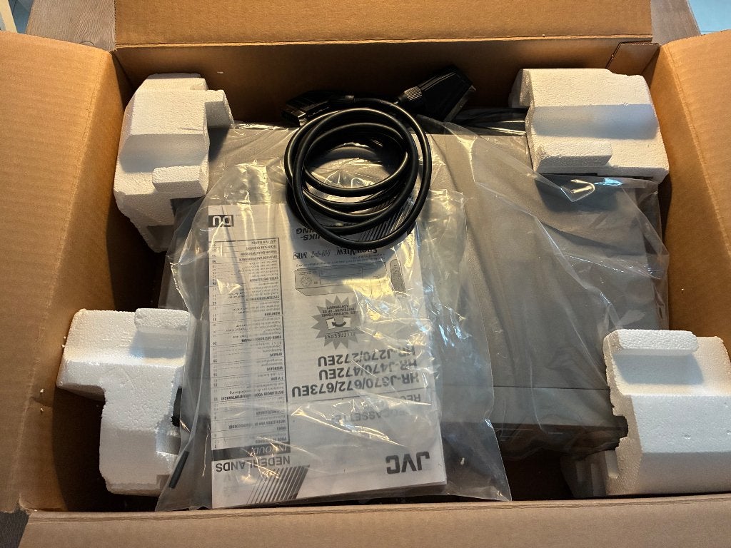 JVC VCR HR-J670 CIB NOS, Enlèvement, Neuf, Lecteur ou enregistreur VHS