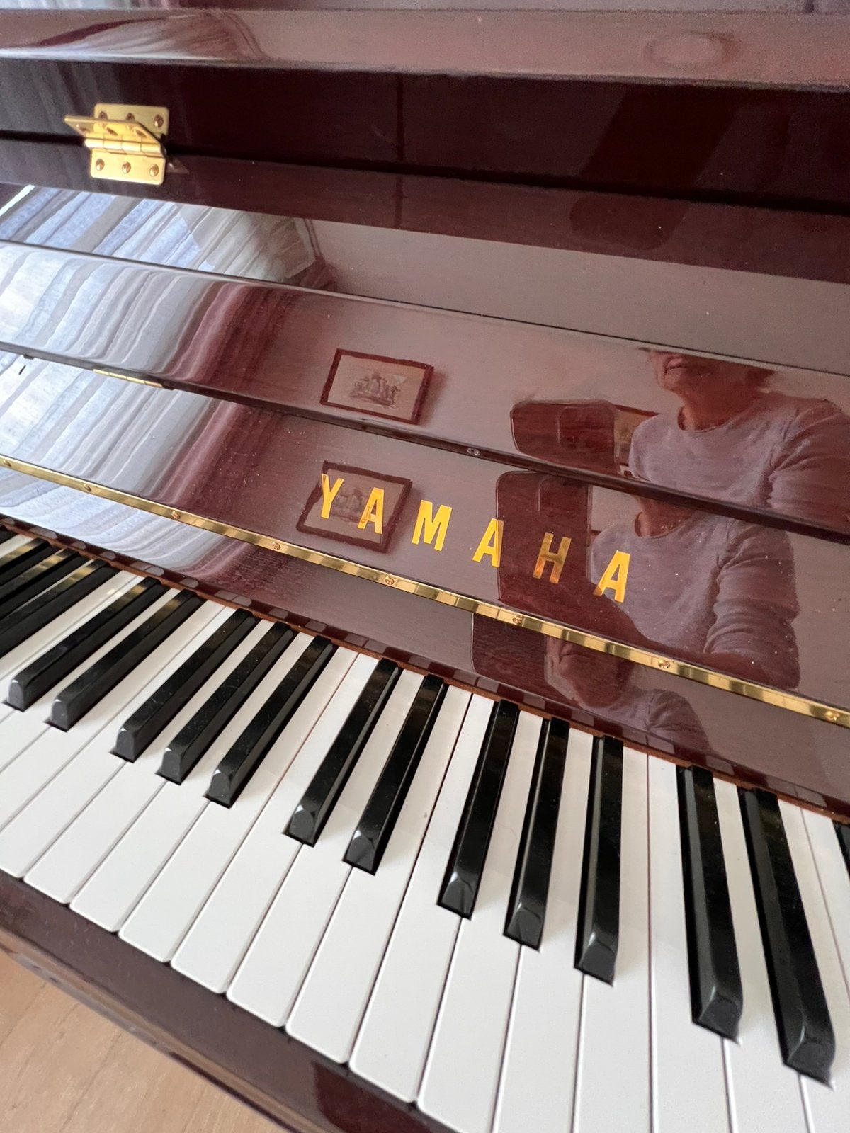 Yamaha b3e PM — piano acoustique, Musique & Instruments, Pianos, Comme neuf, Piano, Brillant, Enlèvement