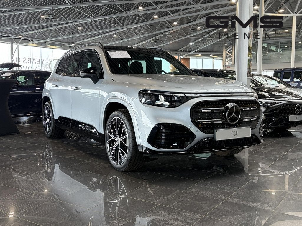 Mercedes-Benz GLB 250+ AMG Line, Auto's, Automaat, Stof, Zwart, Multifunctioneel stuurwiel