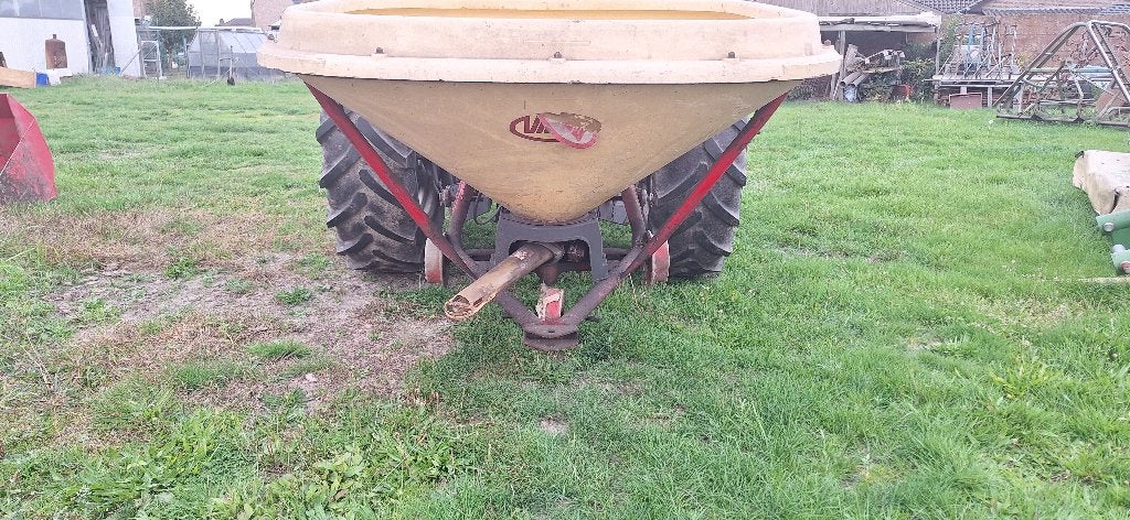 Vicon kunstmeststrooier / pendelstrooier (Vari-Spreader)., Zakelijke goederen, Ophalen