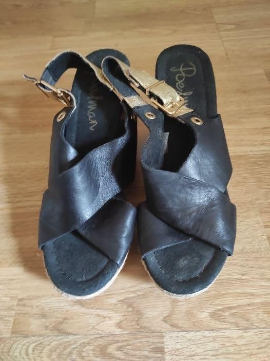 Poelman zwarte en gouden leren sandalen  - maat 39, Autre, Espadrilles, Zwart, Ophalen of Verzenden