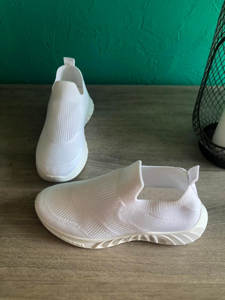 Sportschoenen maat 36 als nieuw, Ophalen, Zo goed als nieuw, Sportschoenen