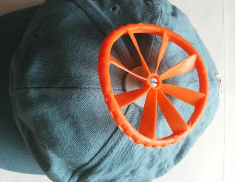 2 petten caps  Quick, Verzamelen, Ophalen of Verzenden, Zo goed als nieuw, Gebruiksvoorwerp