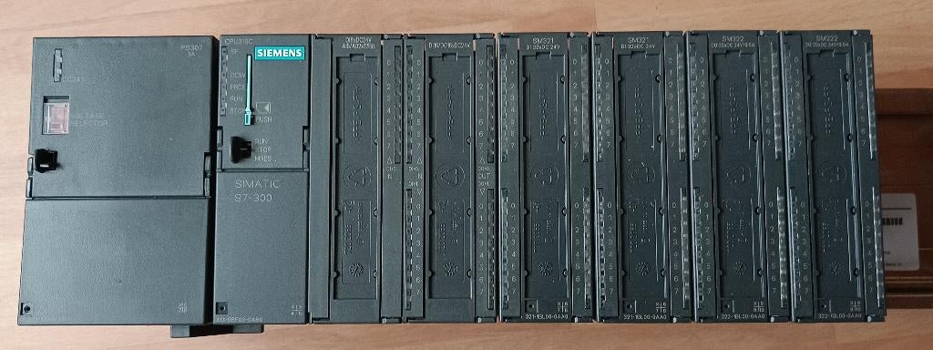 Siemens S7-300 PLC rack, Hobby en Vrije tijd, Ophalen of Verzenden, Nieuw