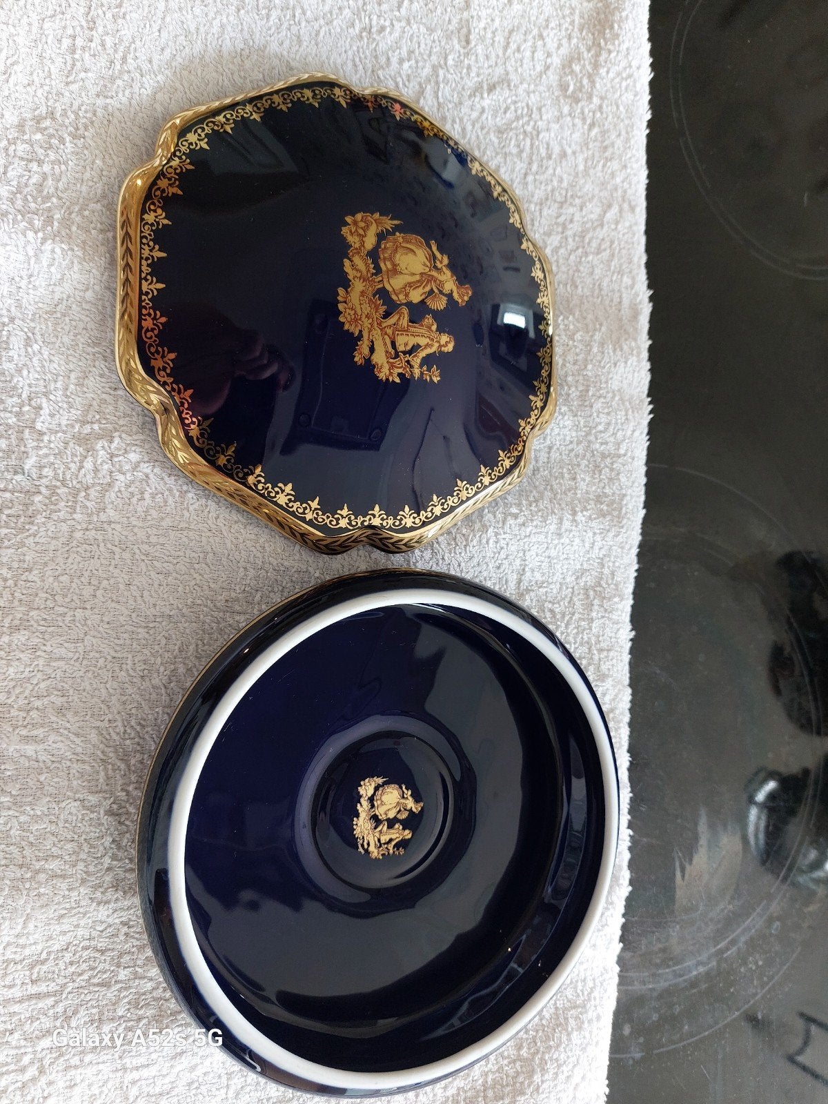 boîte à bijoux porcelaine de Limoges, Enlèvement