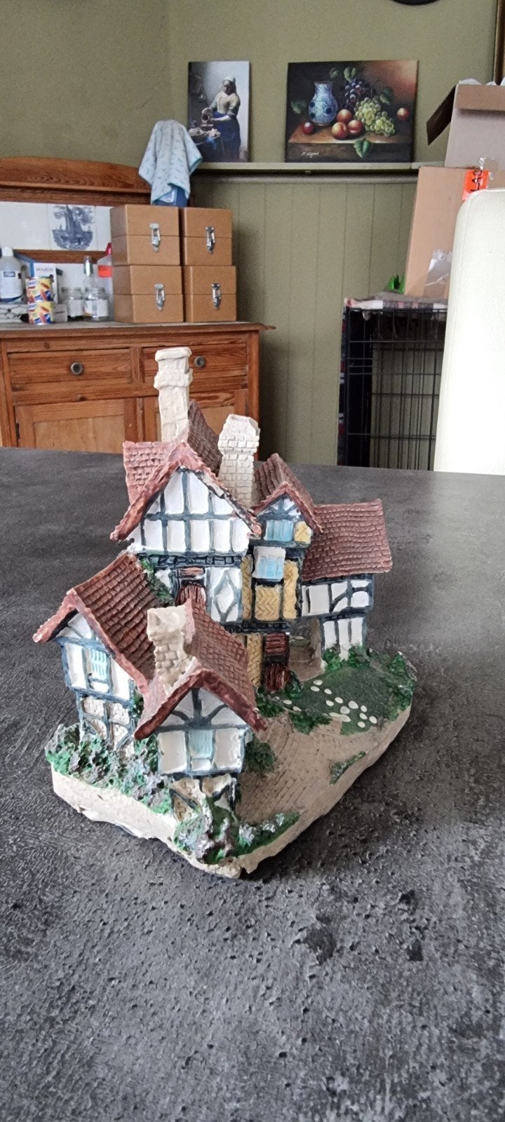 Miniatuur huisje, Ophalen, Zo goed als nieuw
