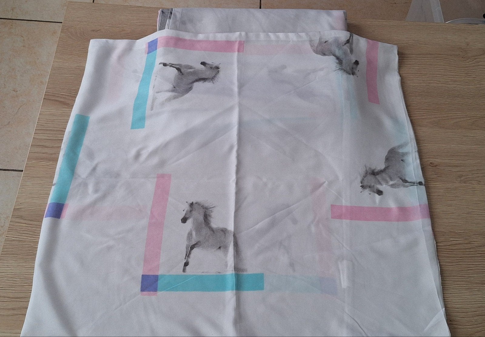 4 housses de couette, Enfants & Bébés, Chambre d'enfant | Linge de lit, Enlèvement ou Envoi