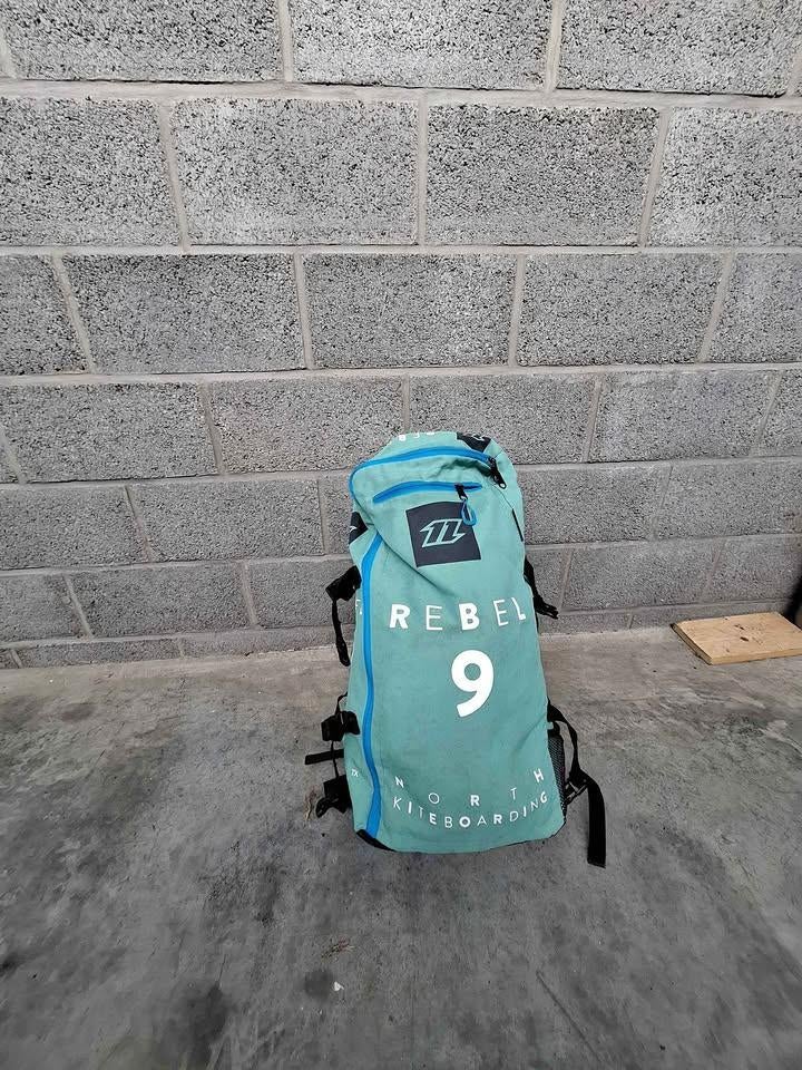 Kite Rebel 9, Watersport en Boten, Kitesurfen, Ophalen, Gebruikt, 9 m², Kite